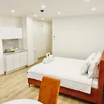 Amaris Apartment *