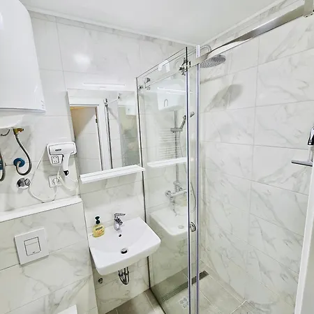 Amaris アパート *